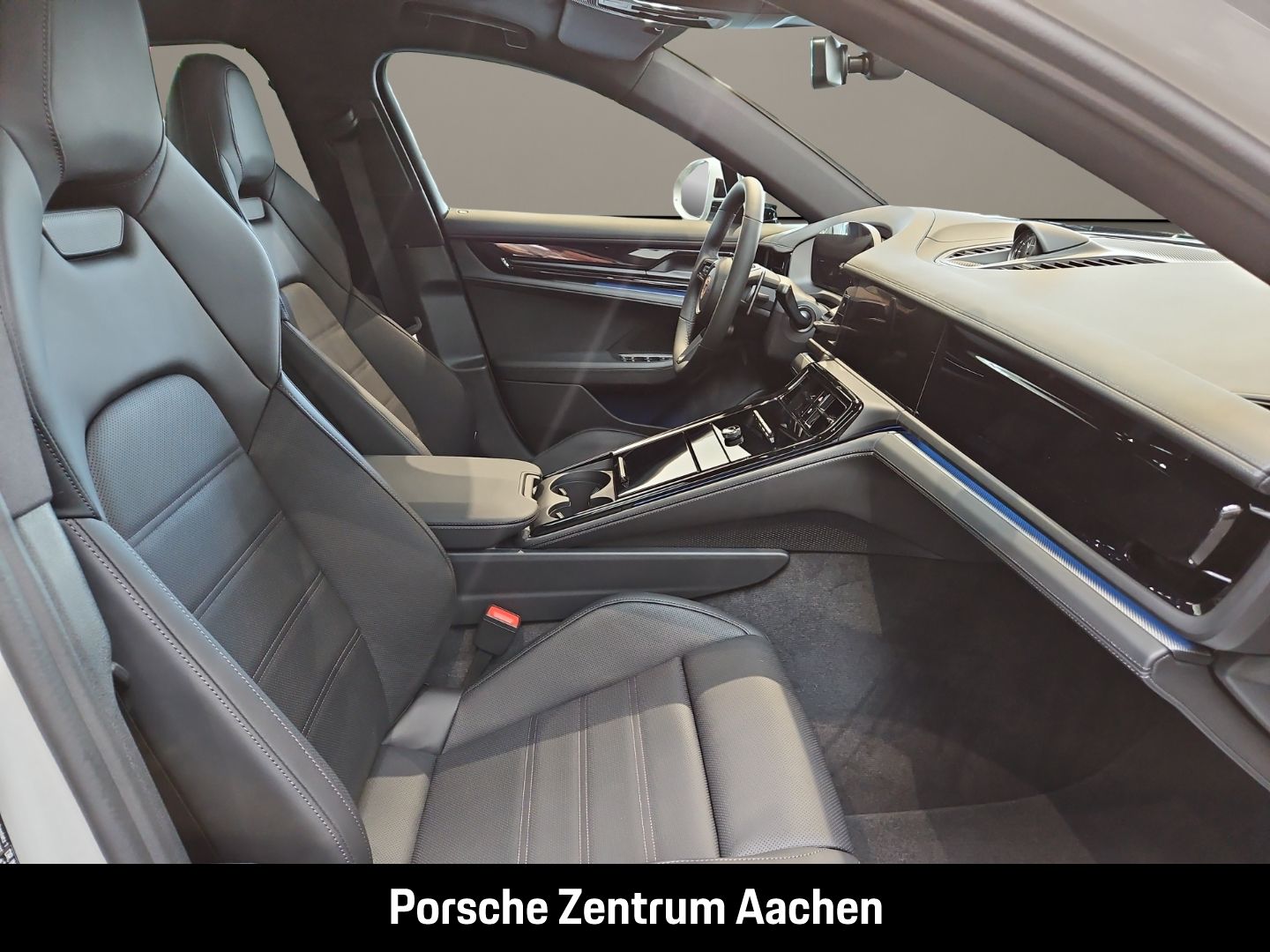 Porsche Panamera 4 E-Hybrid HA-Lenkung HeadUp Sportabgas
