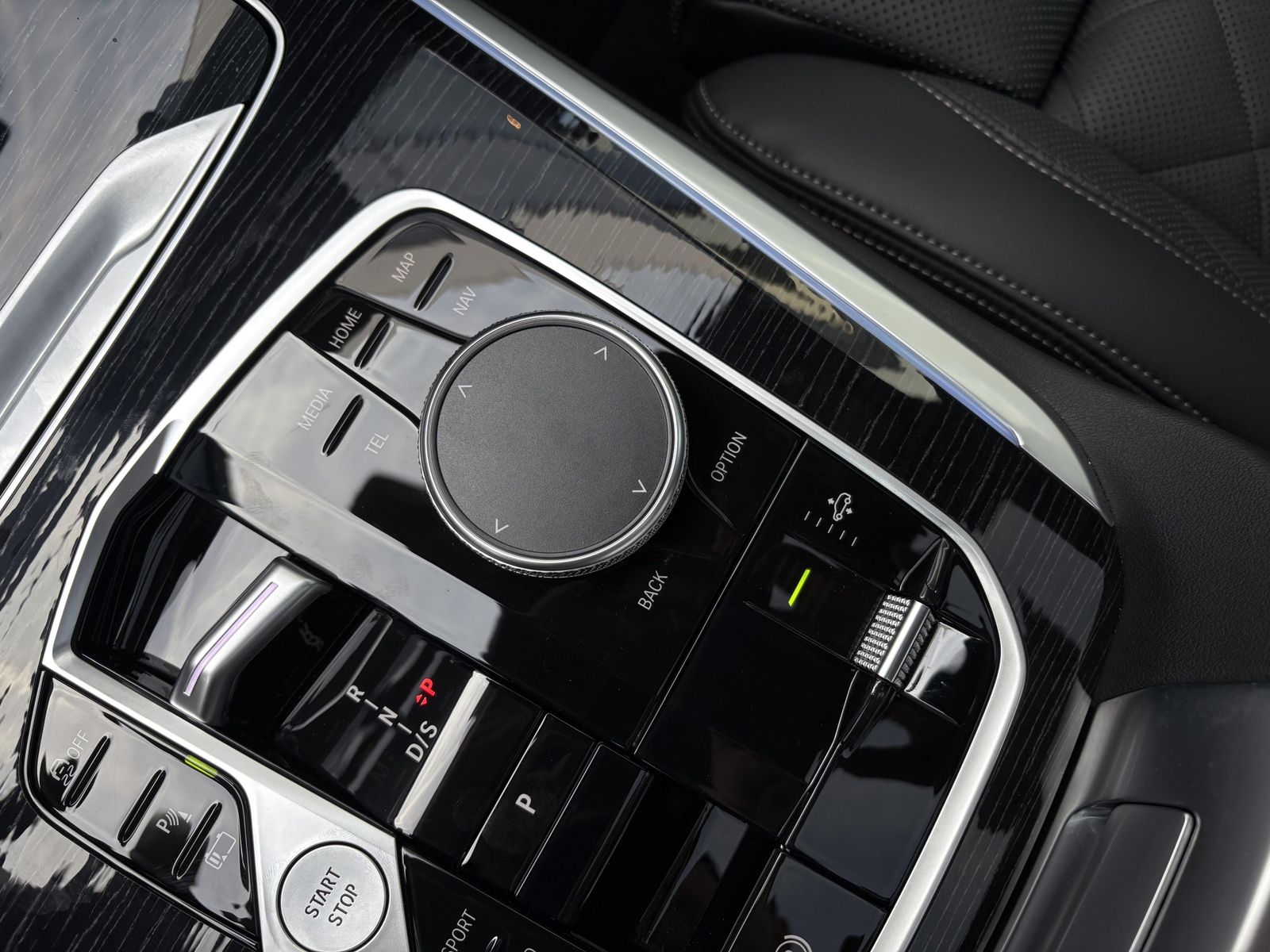 BMW X5 xDrive50e M Sport AdapLED Pano DA PA Prof HuD