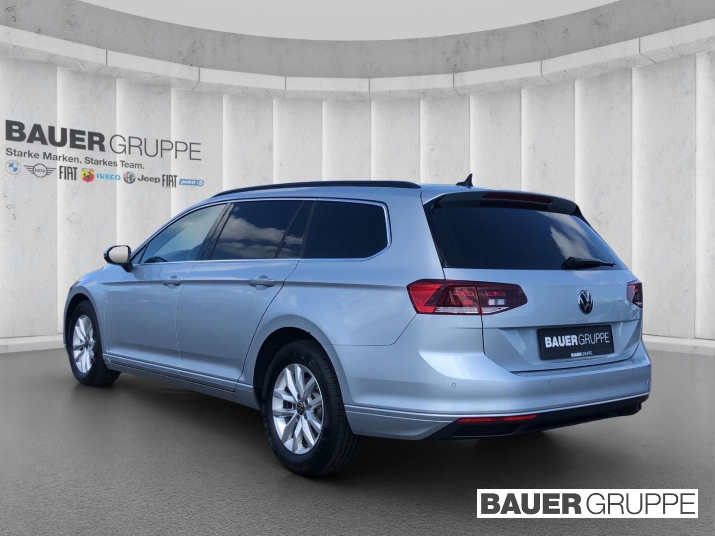 Volkswagen Passat Variant 2.0 TDI - Samsaru's Car Outlet