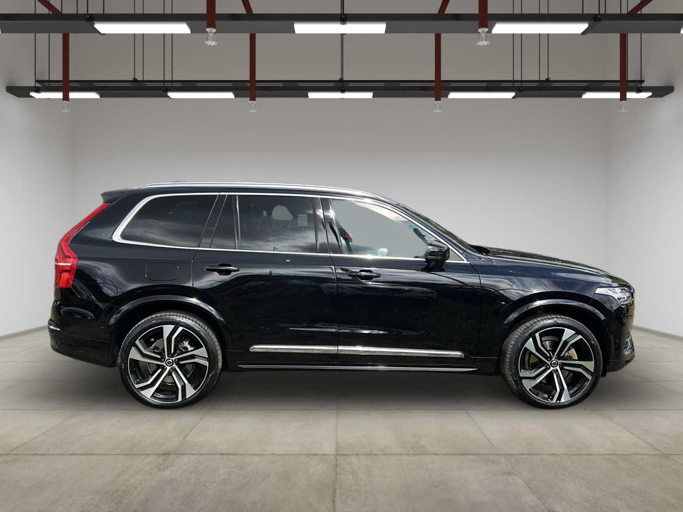 Volvo XC 90 Ultimate Bright AWD - Samsaru's Car Outlet