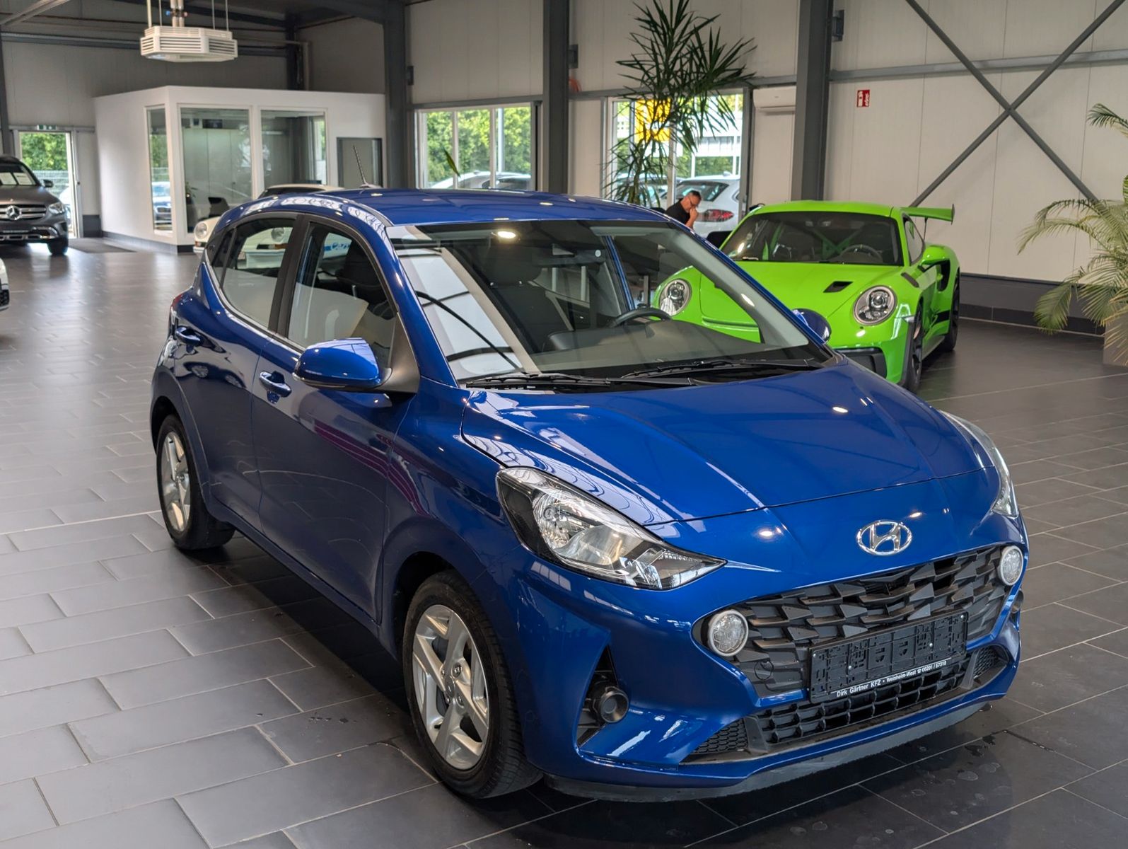 Hyundai i10 Trend - Samsaru's Car Outlet