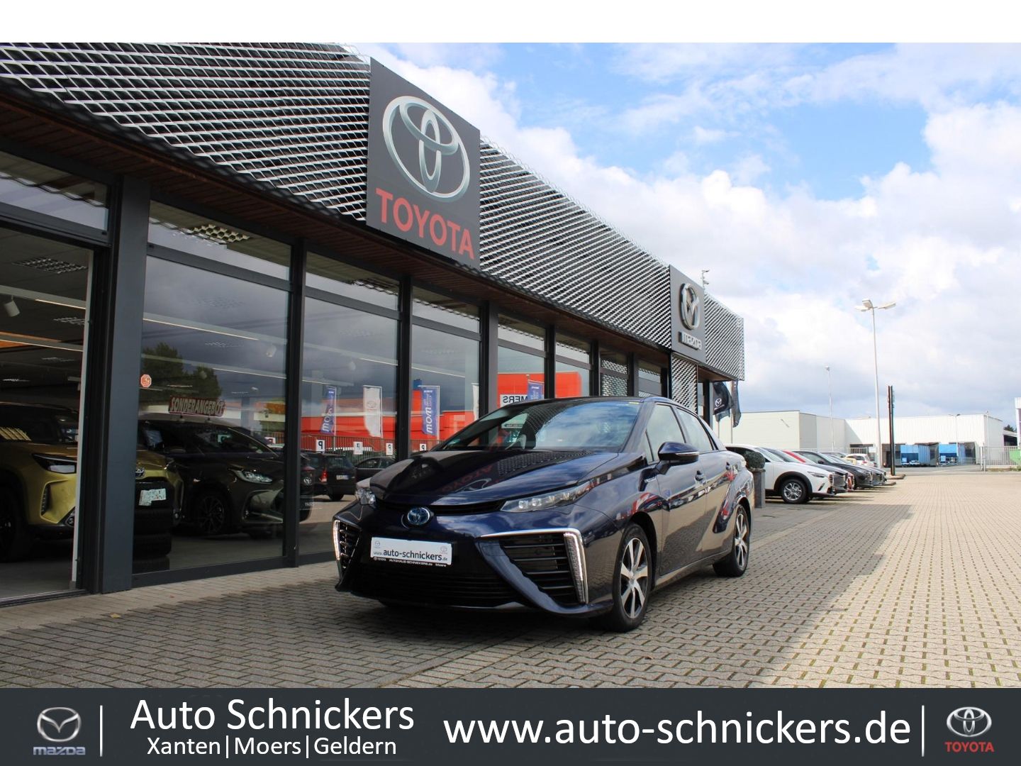 Toyota Mirai - Samsaru's Car Outlet