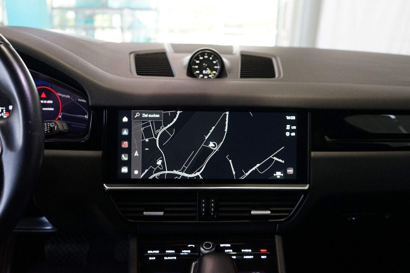 Porsche Cayenne E-Hybrid 360°+Head-Up+Luftfederung+21"