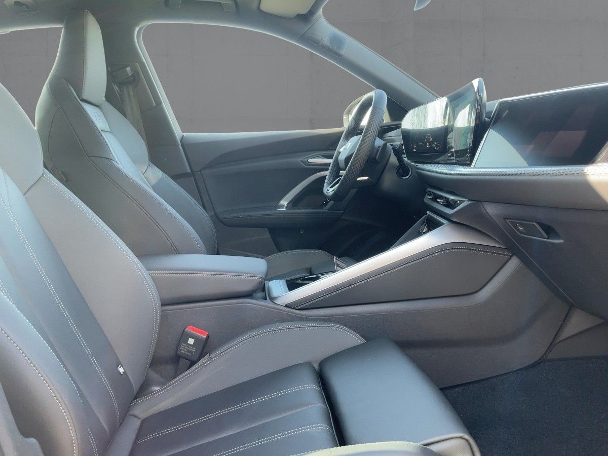 Audi Q5 40 TDI quattro S tronic - Samsaru's Car Outlet