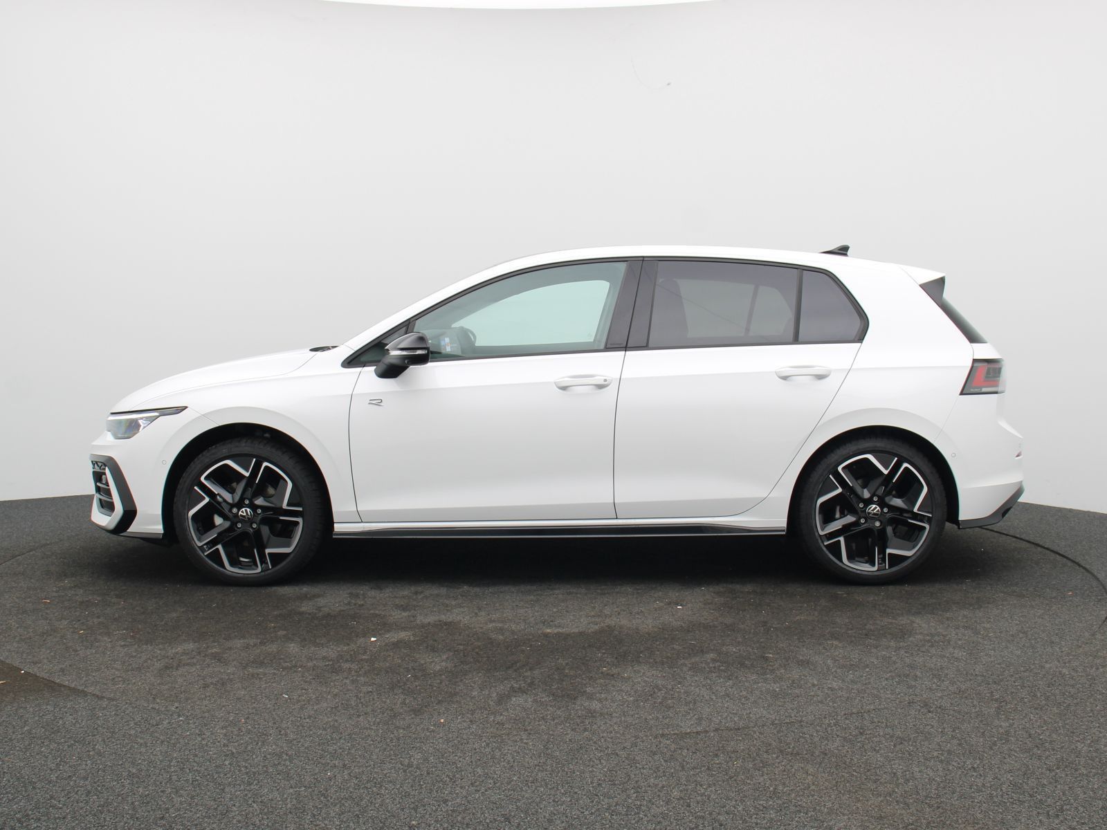Volkswagen Golf R-Line 2.0 TDI DSG/ Matrix, AHK, 360°Kamera