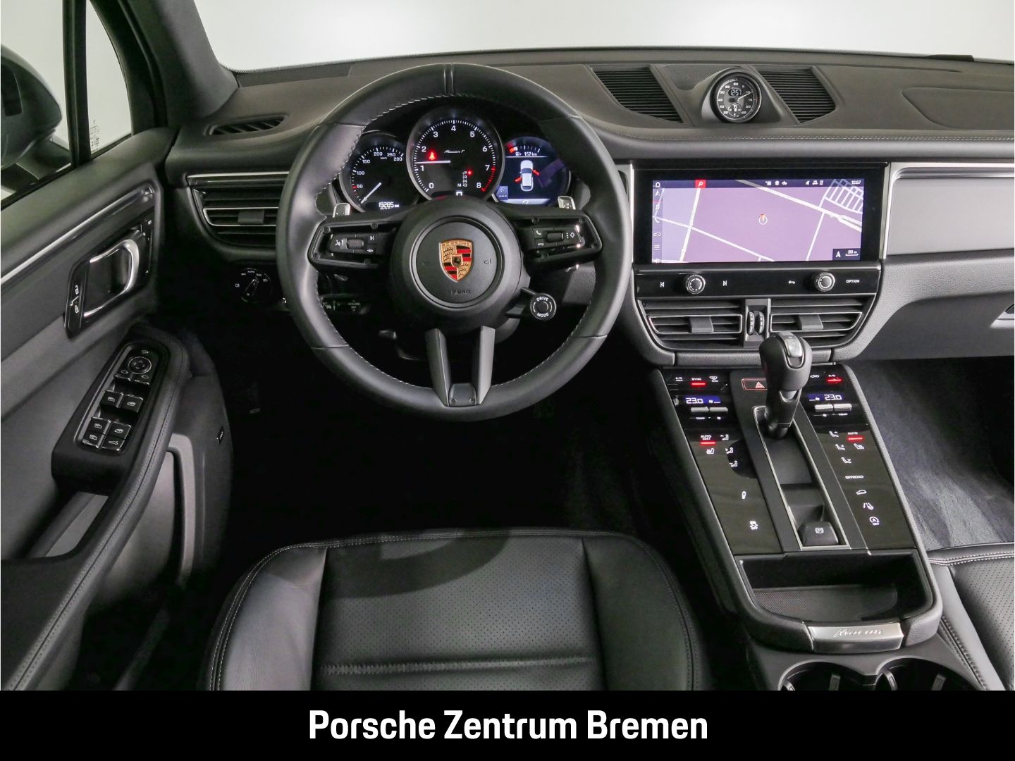 Porsche Macan T - Samsaru's Car Outlet