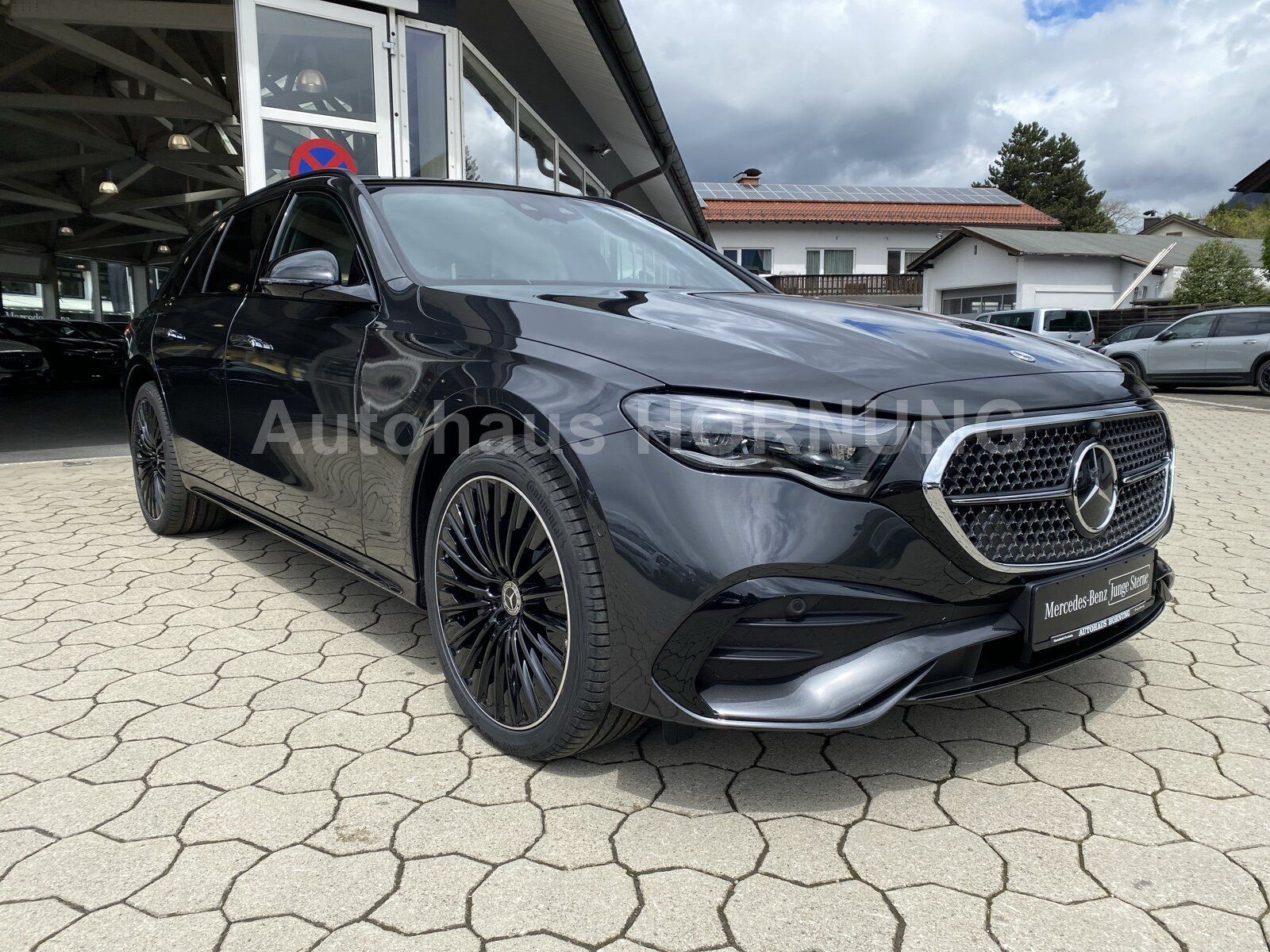 Mercedes-Benz E 450d T 4M AMG HUD STDHZ PANOSD AHK DigiL Bur4D