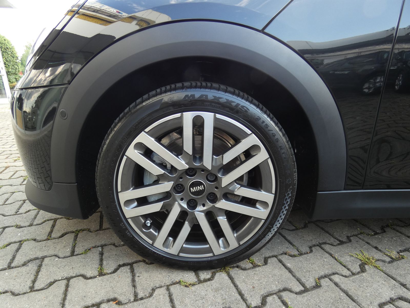 MINI Cooper C - Samsaru's Car Outlet