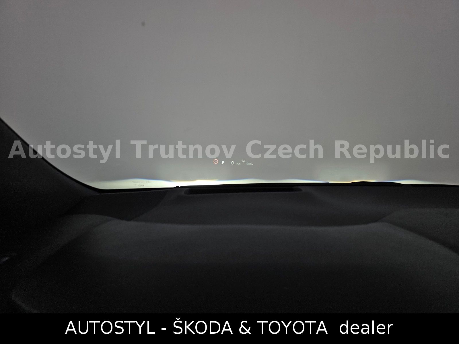 Toyota 2.0HEV 197k GR SPORT DYNAMIC HEAD UP