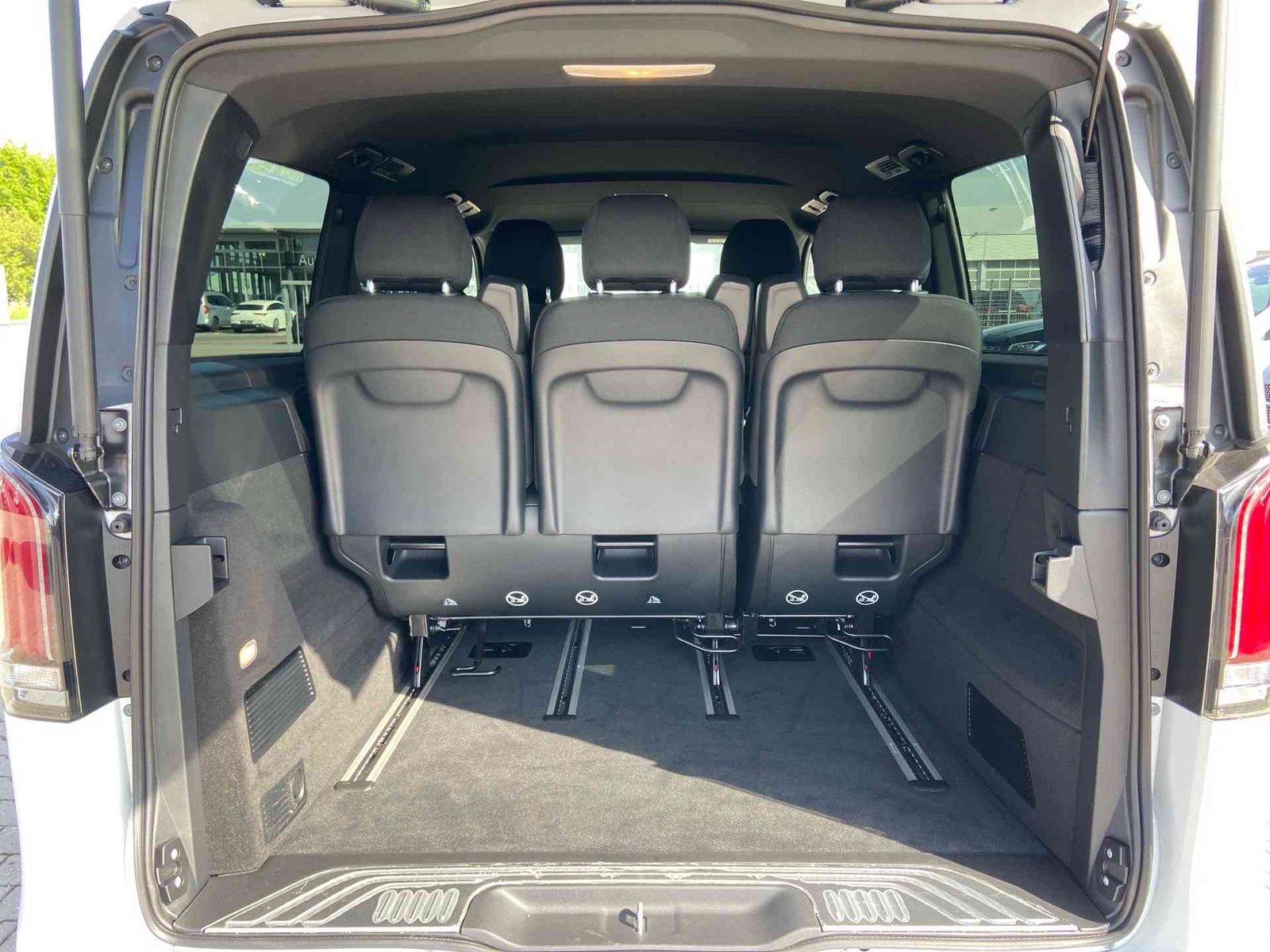 Mercedes-Benz V 250 MOPF - Samsaru's Car Outlet