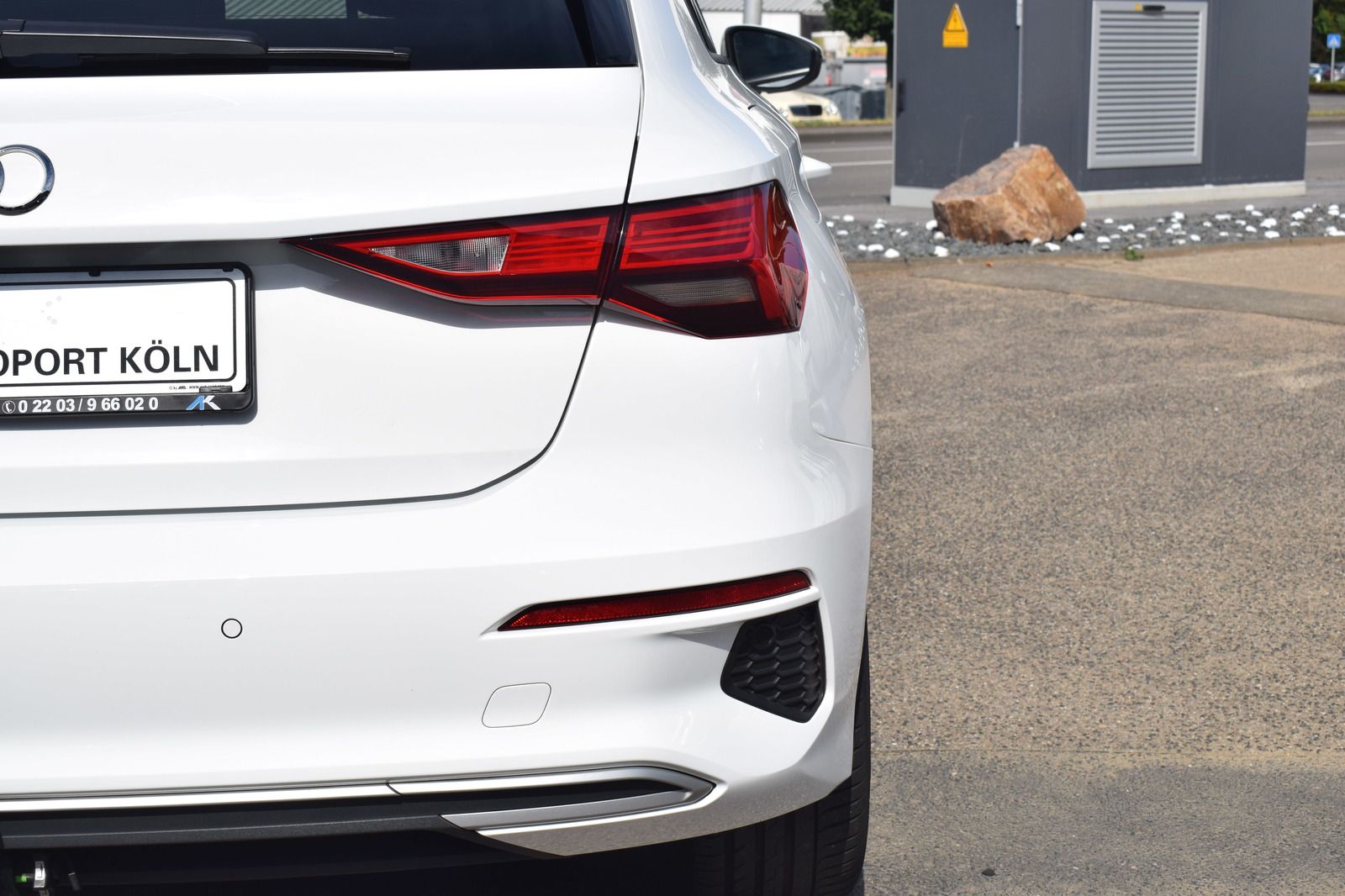 Audi A3 Sportback 30 TDI advanced Automatik/AHK