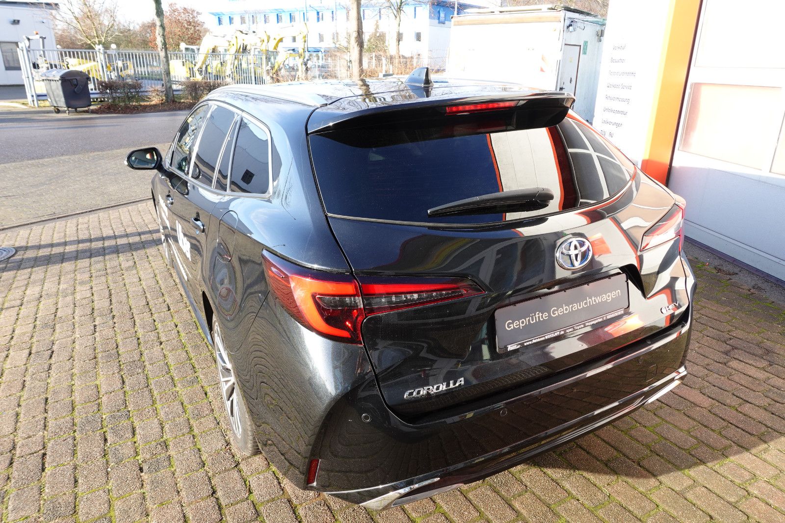 Toyota Corolla 1,8 Hybrid Team D TS Uber