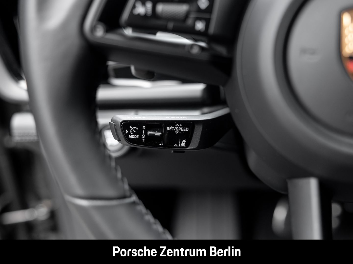 Porsche Panamera GTS Surround-View InnoDrive LED-Matrix