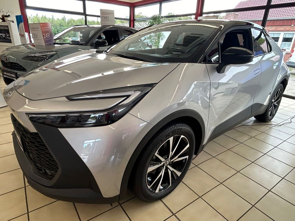 Toyota C-HR 1.8 Hybrid Team Deutschland