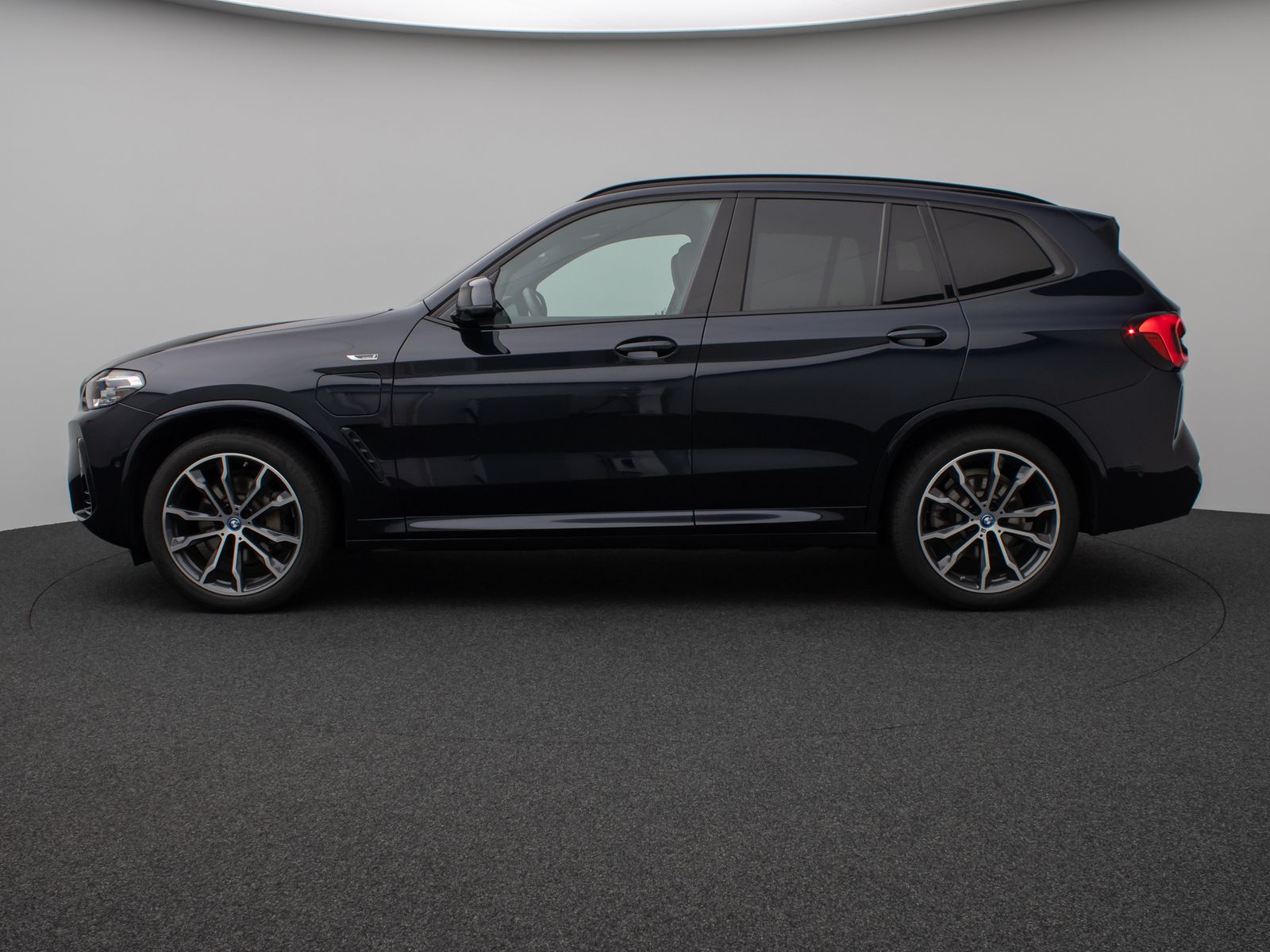 BMW X3 xD30e M Sport - Samsaru's Car Outlet