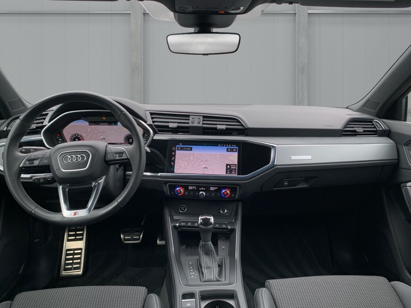 Audi Q3 Sportback 45 TFSI quattro S line - Samsaru's Car Outlet