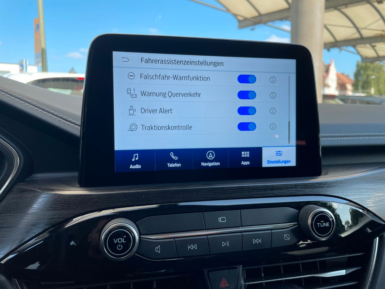 Ford Kuga FHEV Vignale - Samsaru's Car Outlet
