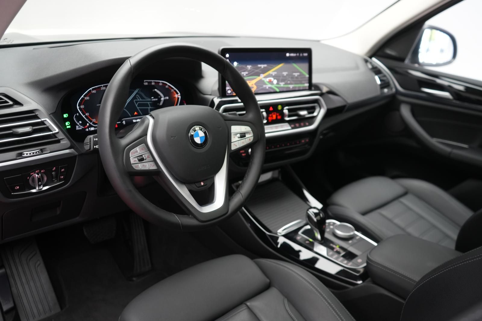 BMW X3 xDrive30d Aut. - Samsaru's Car Outlet