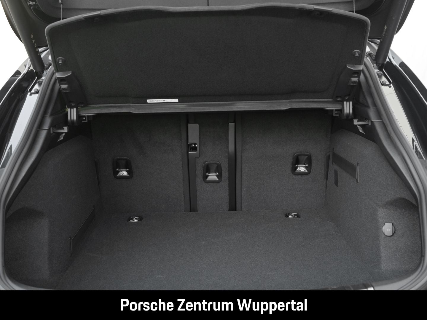 Porsche Taycan GTS Sport Turismo Active-Ride LED-Matrix