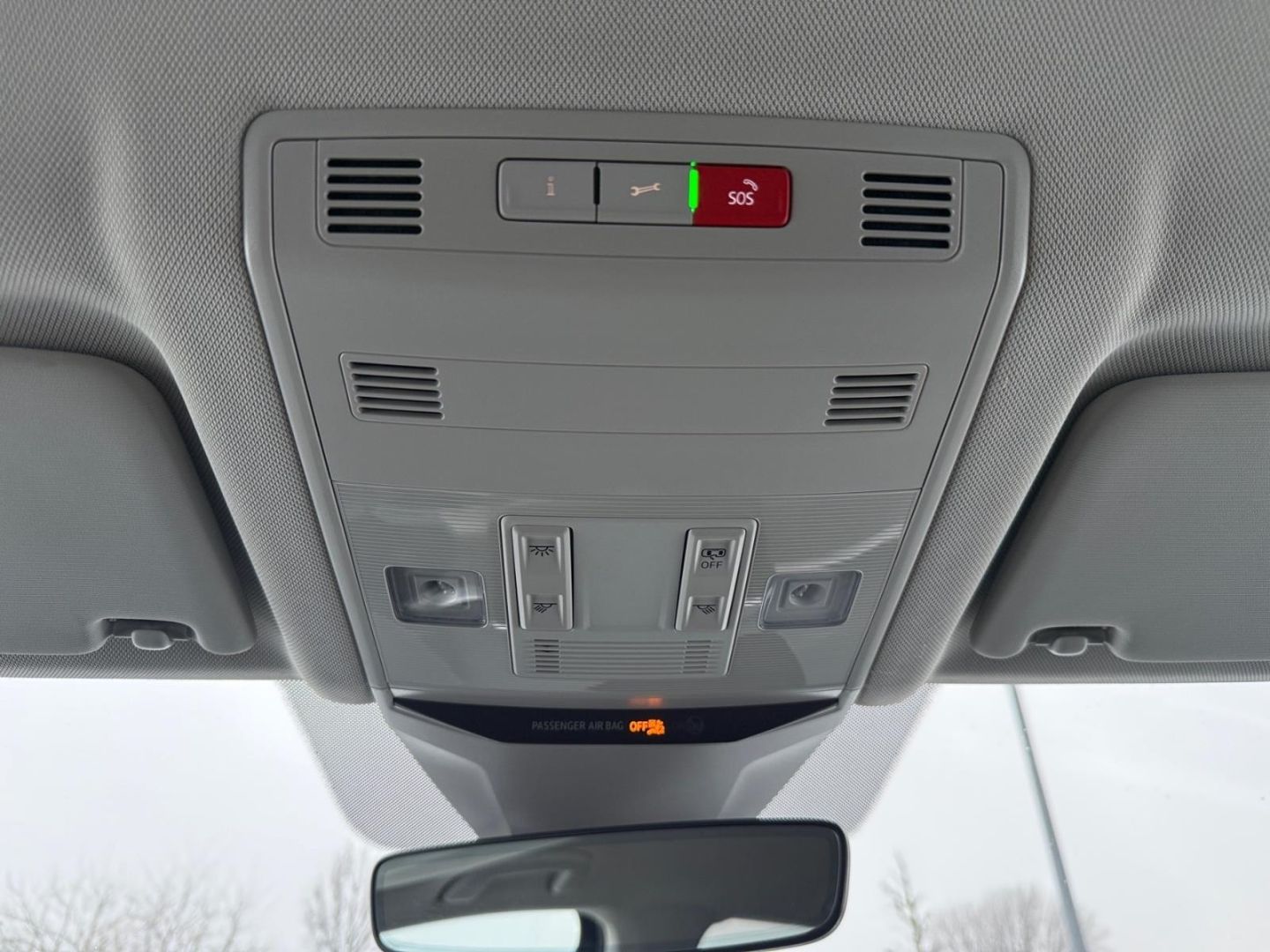 Volkswagen T-Roc Move 1.5 TSI - Samsaru's Car Outlet