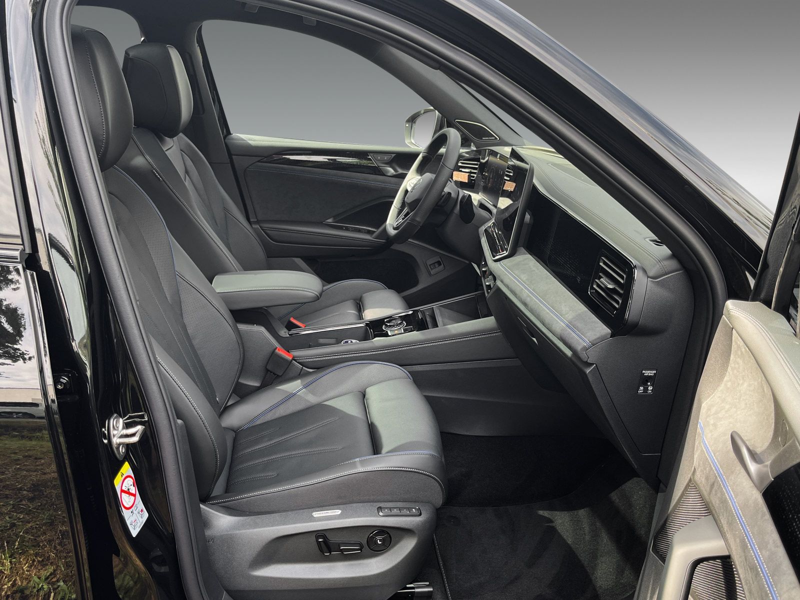 Volkswagen Tiguan 2.0 TSI R-Line 4Mo. DSG Matrix AHK Stdhzg