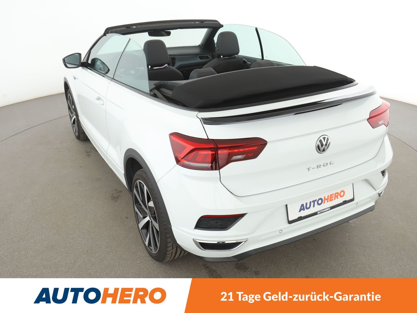 Volkswagen T-Roc 1.5 TSI ACT R-Line - Samsaru's Car Outlet