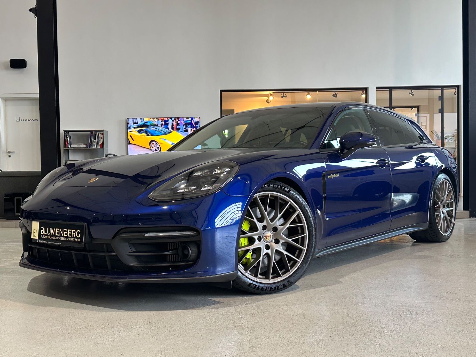 Porsche Panamera Sport Turismo 4 E-Hybrid Plat. Edition