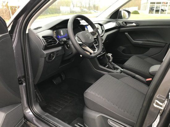 Volkswagen T-Cross 1.0 Life DSG - Samsaru's Car Outlet