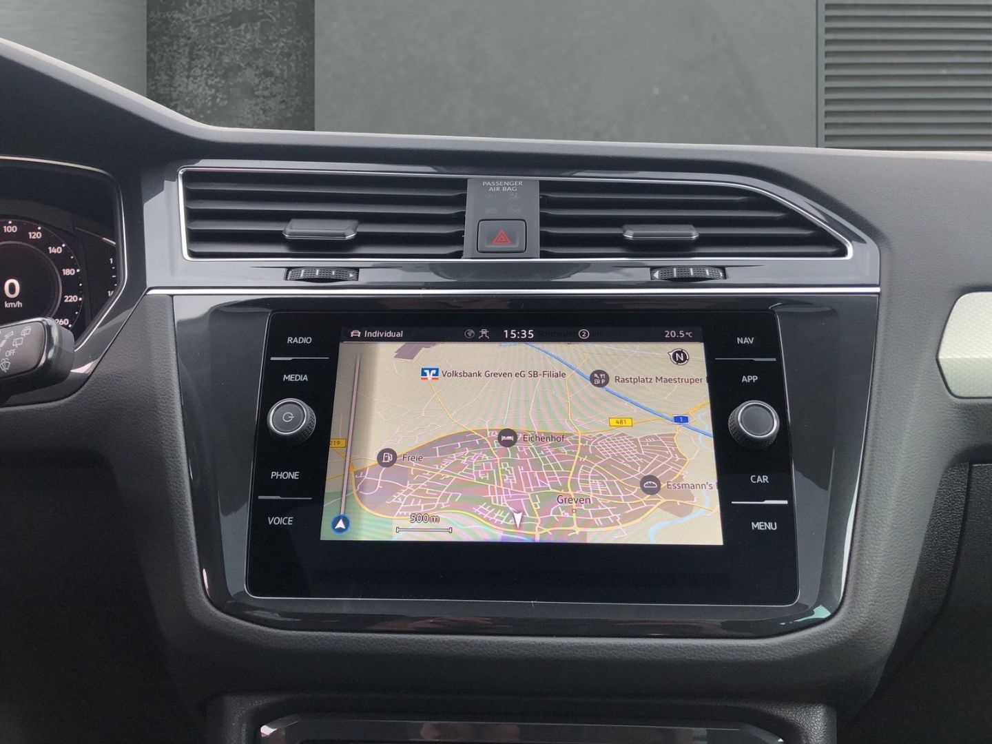 Volkswagen Tiguan 1.5 TSI DSG Move - Samsaru's Car Outlet