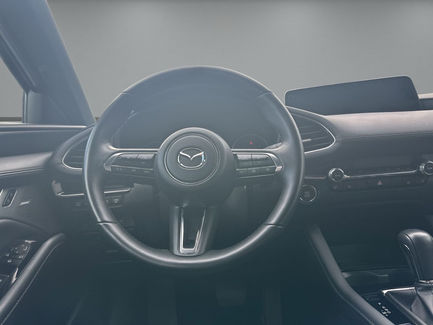 Mazda 3 Exclusive-Line NAVI+PDC+RfK+SHZ+LHZ