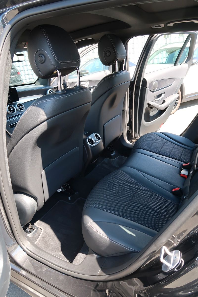 Mercedes-Benz GLC 220 d 4Matic Exclusive - Samsaru's Car Outlet