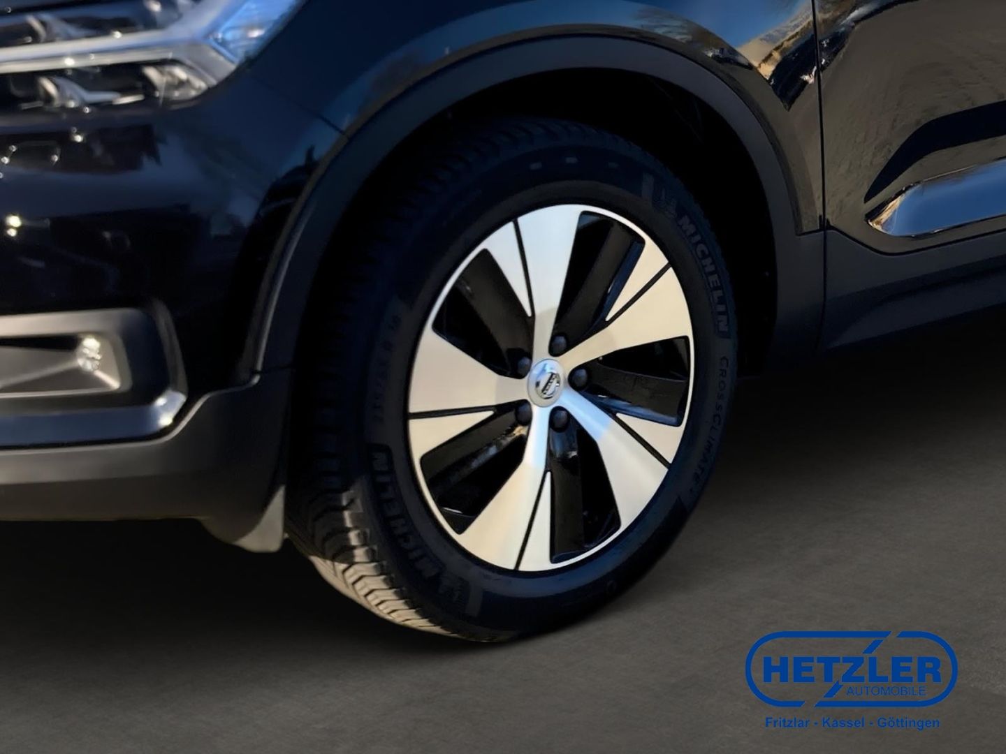 Volvo XC40 T3 Momentum Pro 2WD AHK Navi Soundsystem LE