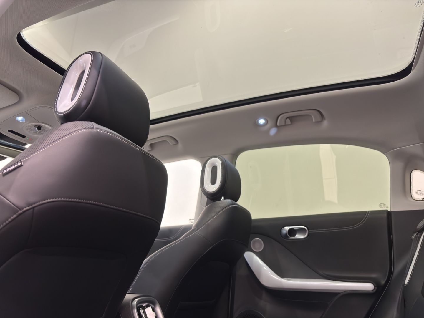 Smart #1 AWD PULSE ACC+PANO+PDC+CYBERSPAKRS LED+VERK.A