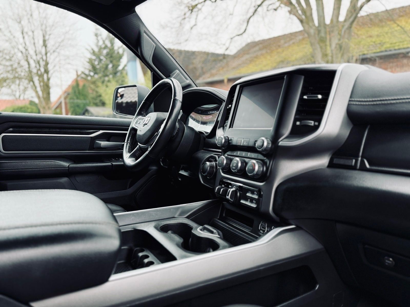 Dodge OFFROAD*LIMITED*RAMBOX*AHK*NAVI*PDC*GARANTIE*LIF