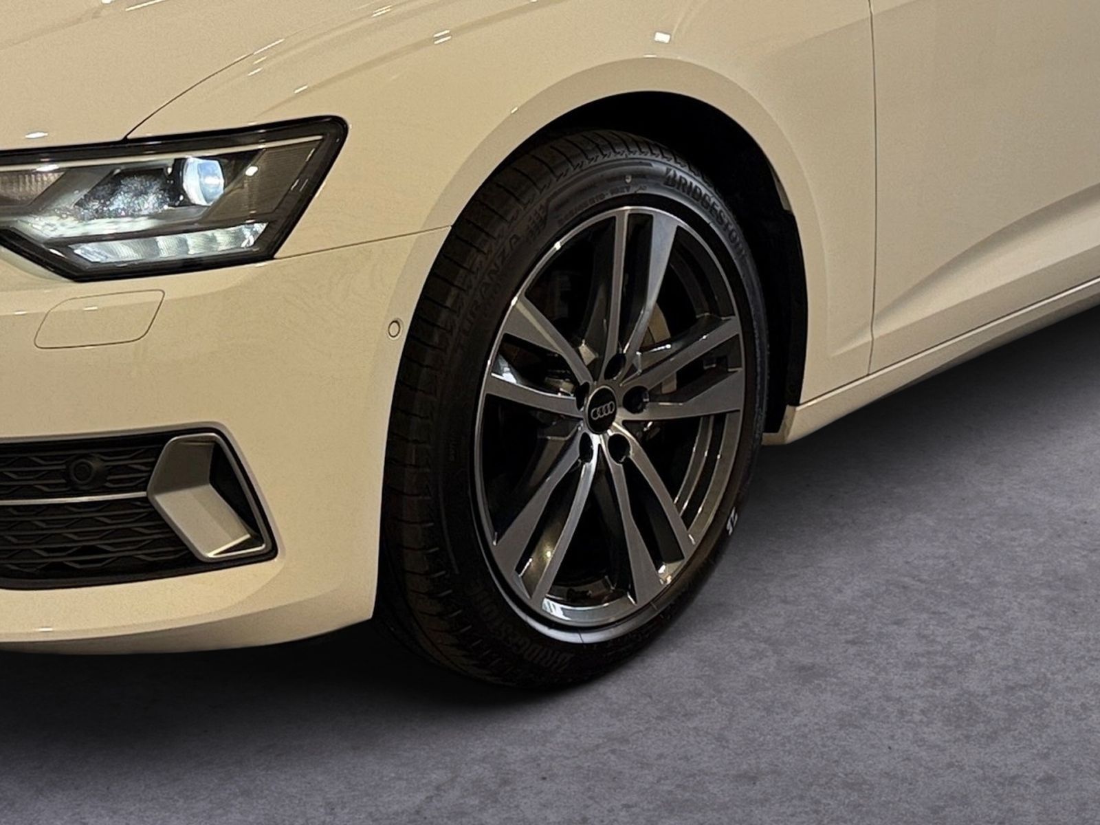 Audi A6 Avant 45 TFSI QTT SPORT S LINE - Samsaru's Car Outlet