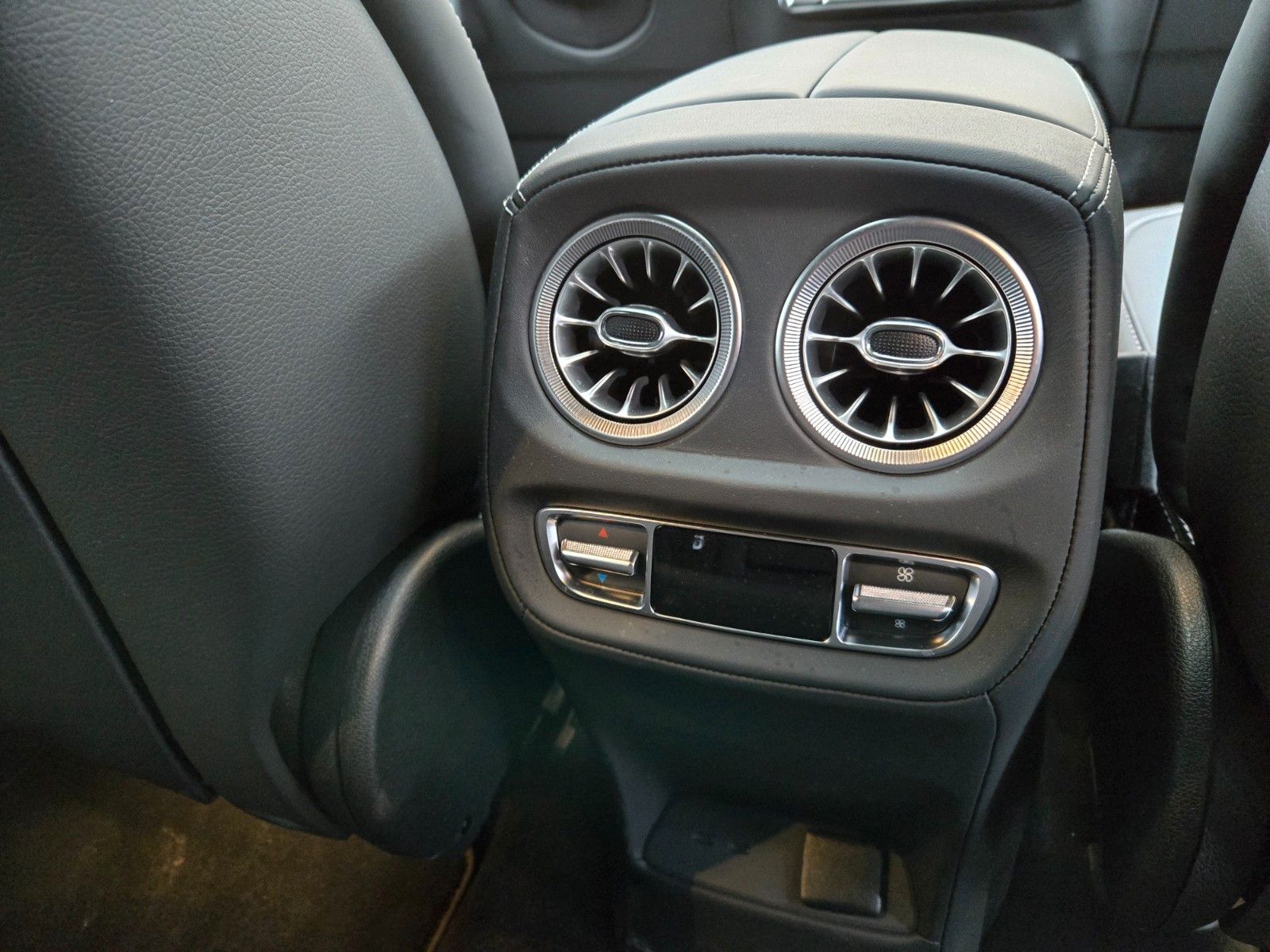 Mercedes-Benz G 63 AMG - Samsaru's Car Outlet