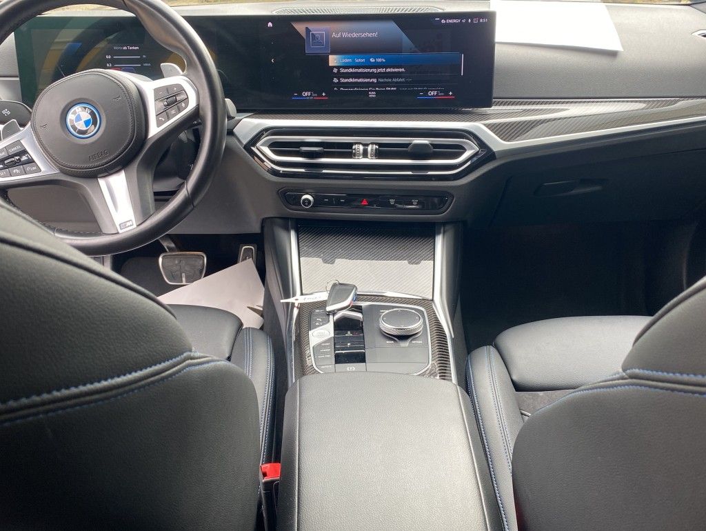 BMW 330 e M Sport Pro - Samsaru's Car Outlet