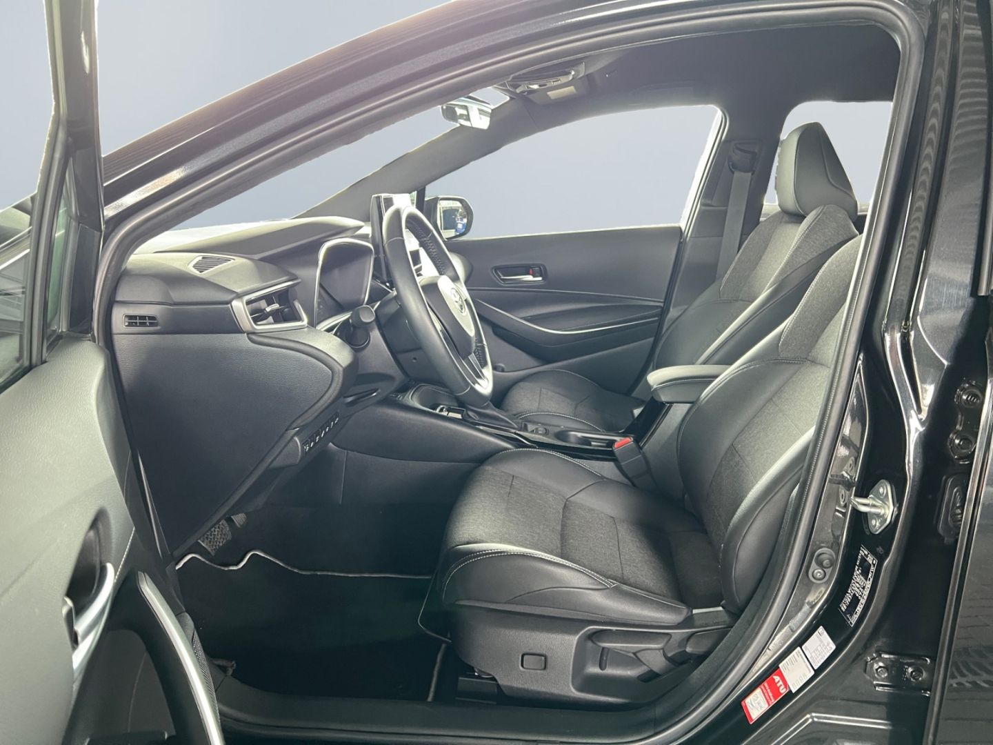 Toyota Corolla 1.8 Hybrid TS Teamplayer *Technik-Paket*