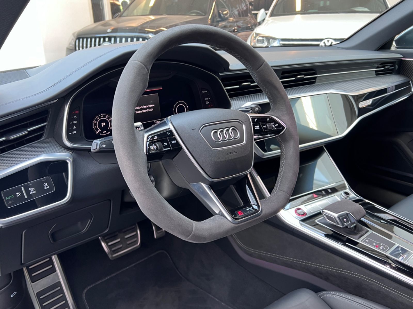 Audi RS6 4.0 TFSI  DynamikPlus+305kmh+Panoramad.+HUD
