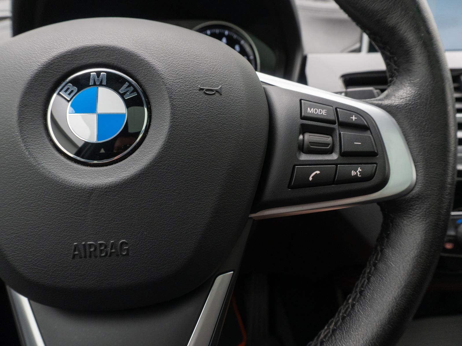 BMW X1 xD20i Sport Line - Samsaru's Car Outlet