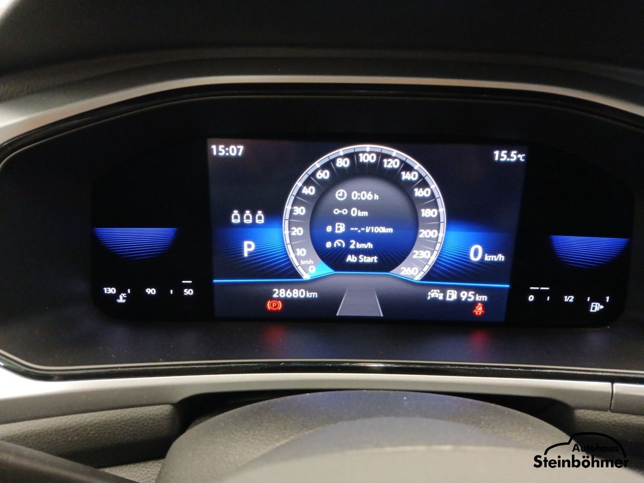 Volkswagen T-ROC Life 1.5TSI DSG - Samsaru's Car Outlet