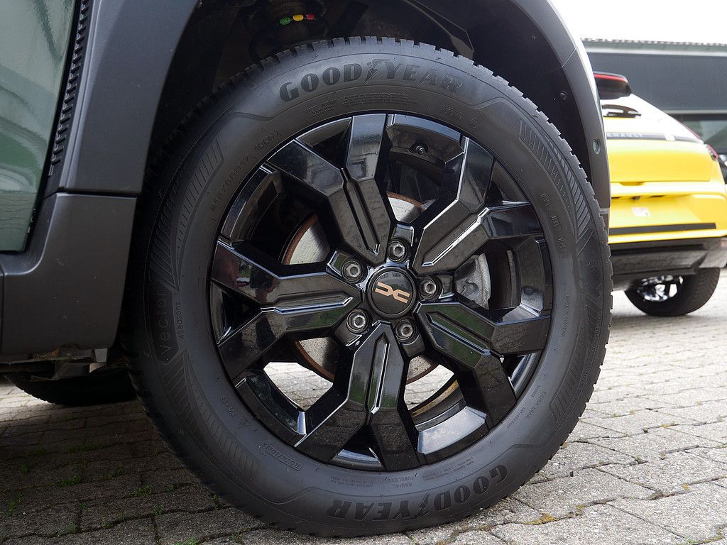 Dacia Duster Extreme TCe 150 4WD - Samsaru's Car Outlet