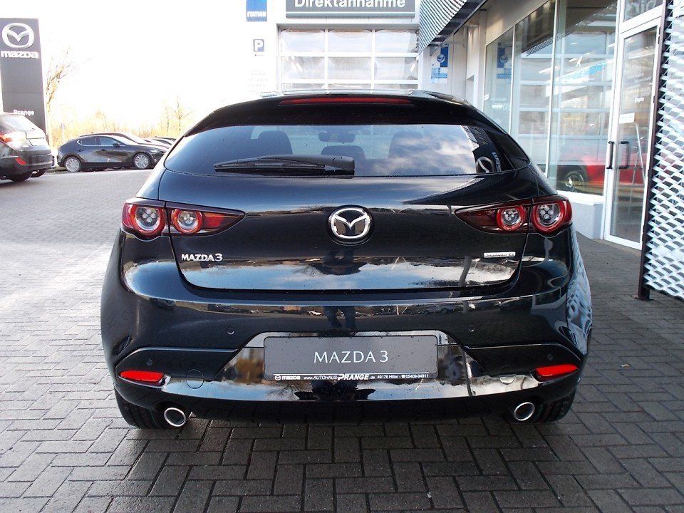 Mazda 3 Exclusive-Line X-186 AT DASO DESI NAVI ACAA SH