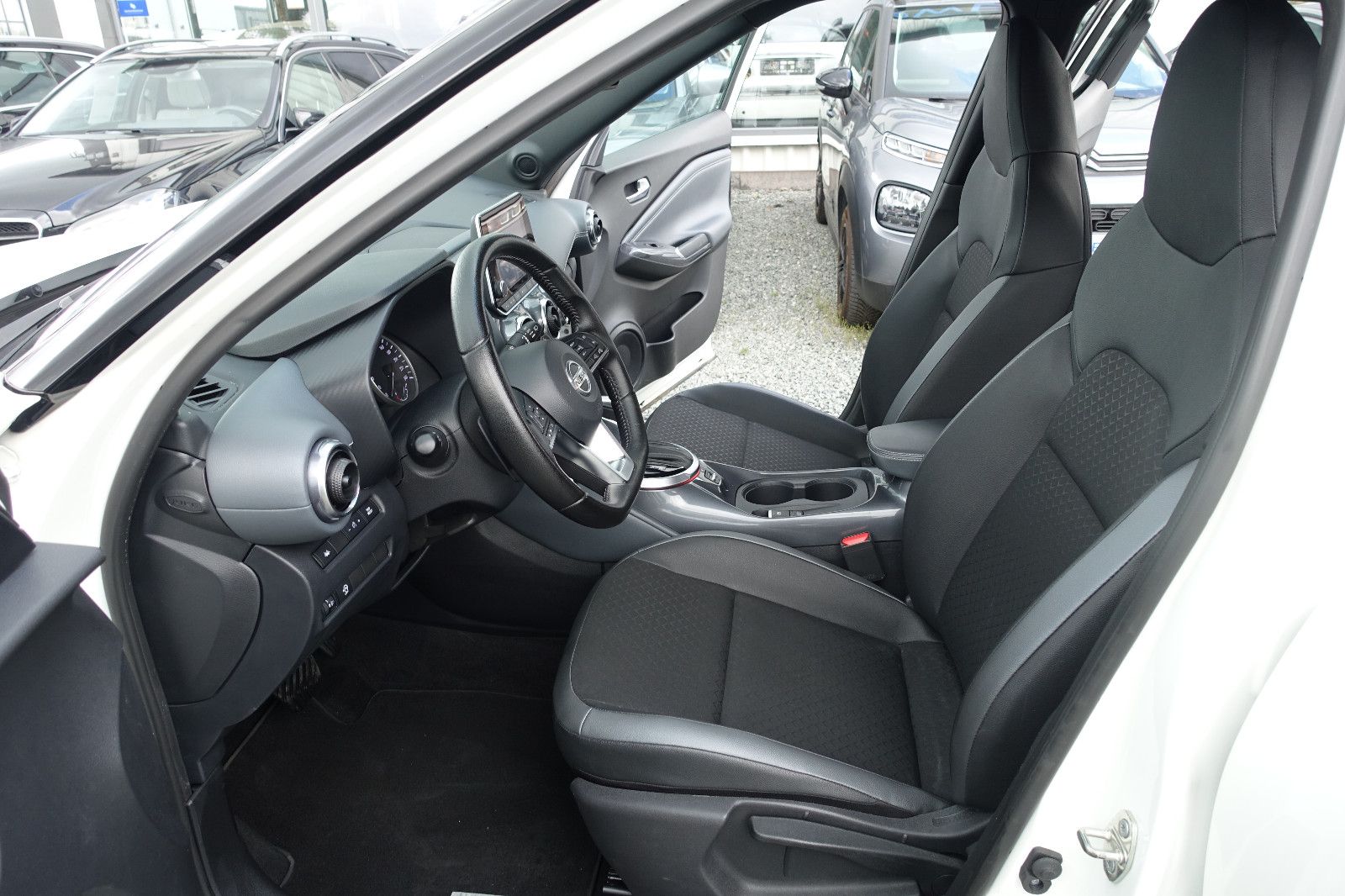 Nissan Juke 1.0 Aut. - Samsaru's Car Outlet