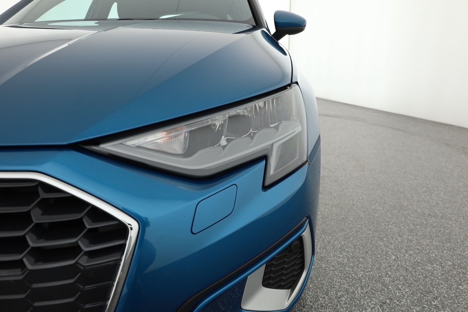 Audi A3 Sportback 35 TDI LED Navi Sitzheizung Kamera