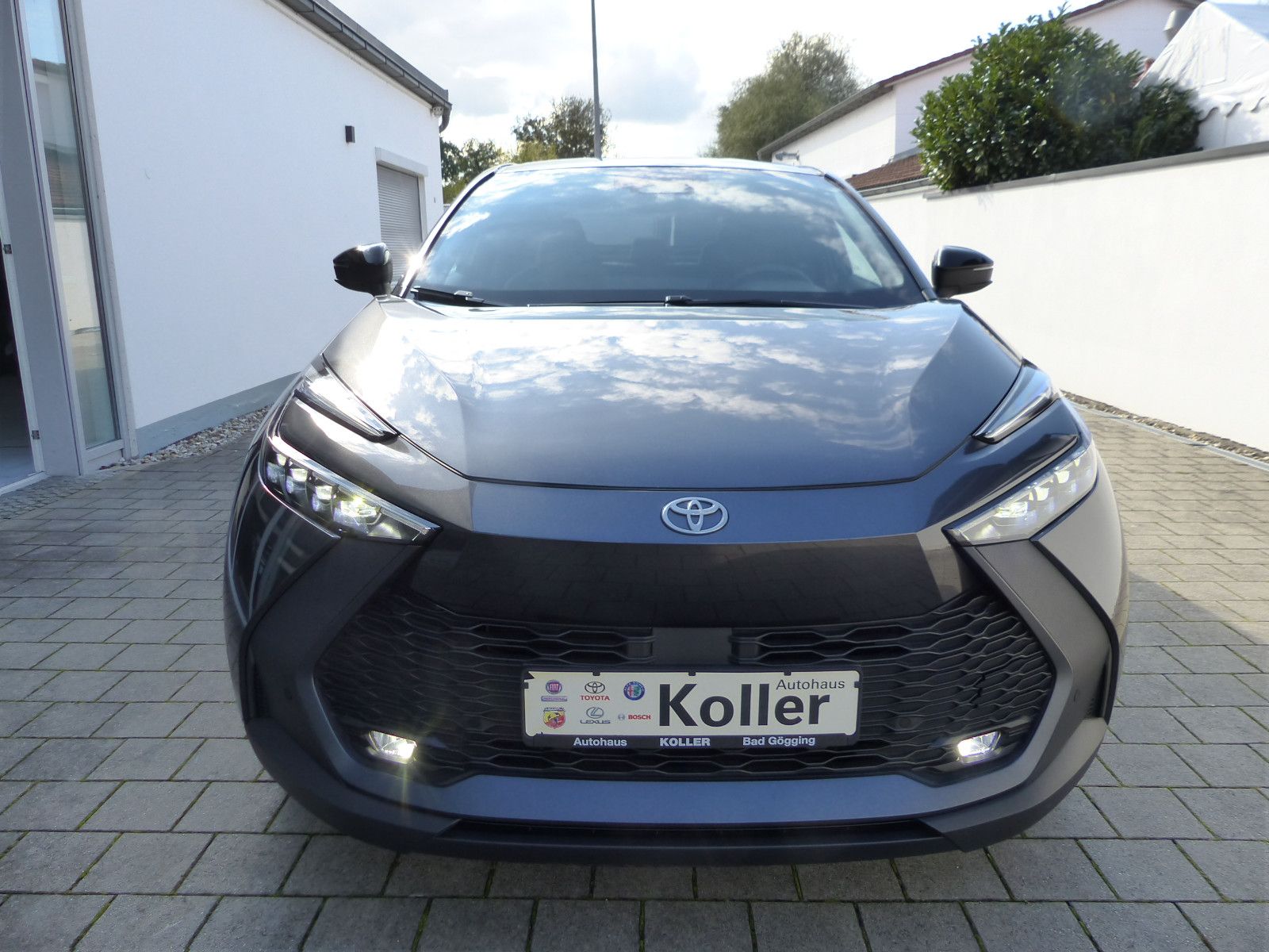 Toyota C-HR 1.8 Team D + Teckpaket LED el.Heckklappe