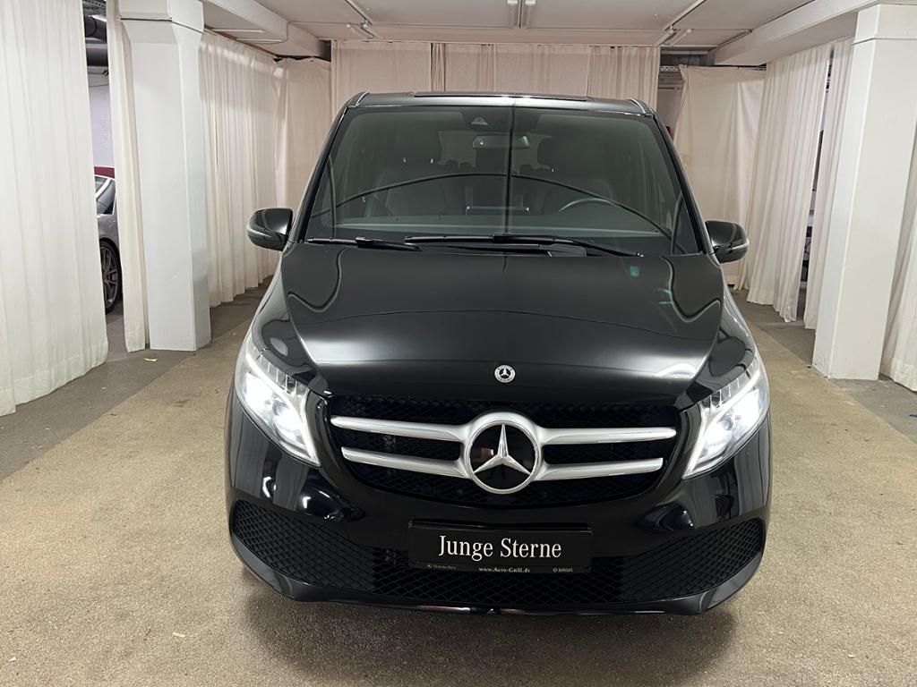Mercedes-Benz V 300d XL Avantgarde - Samsaru's Car Outlet