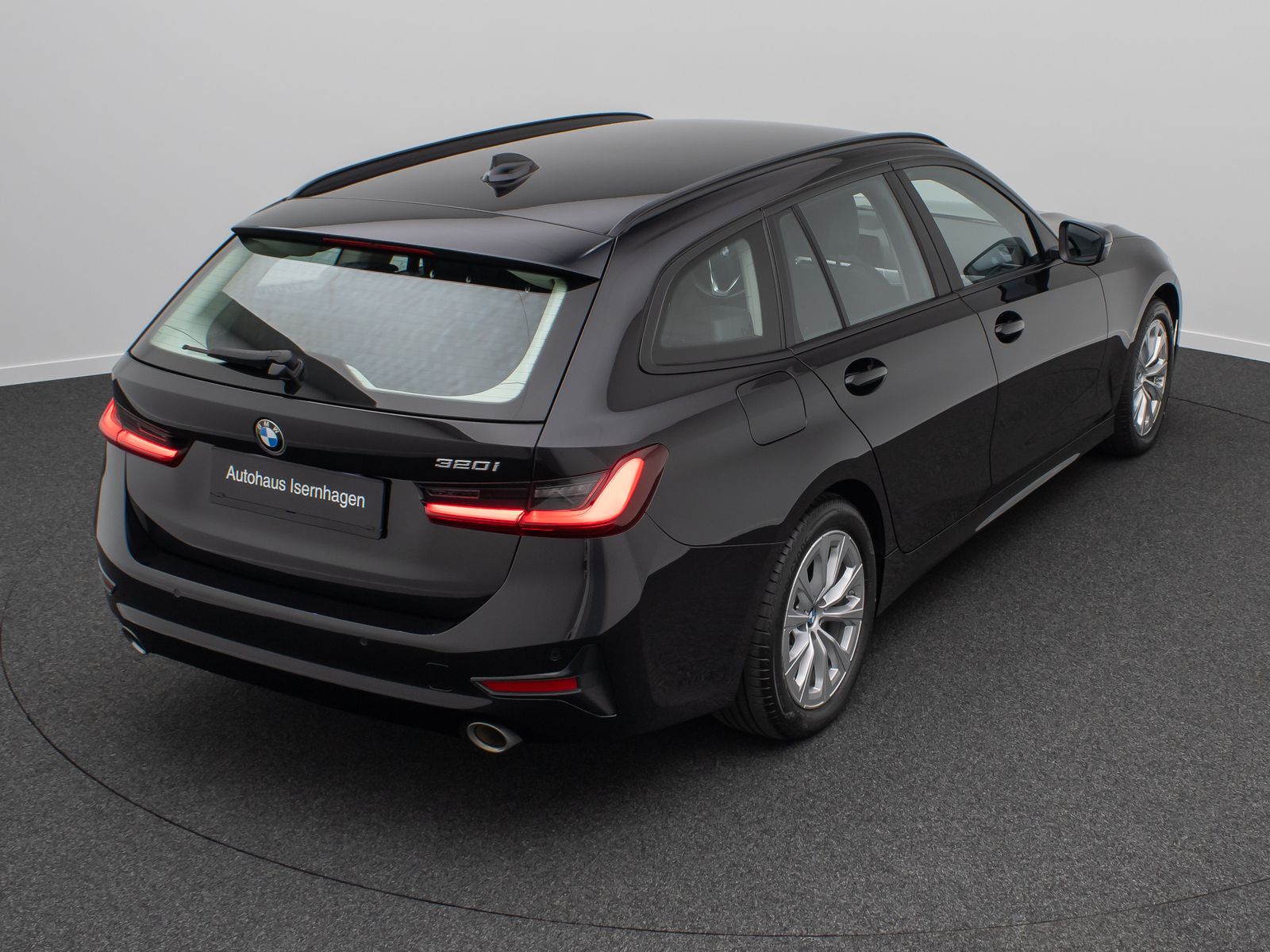 BMW 320i Sport - Samsaru's Car Outlet