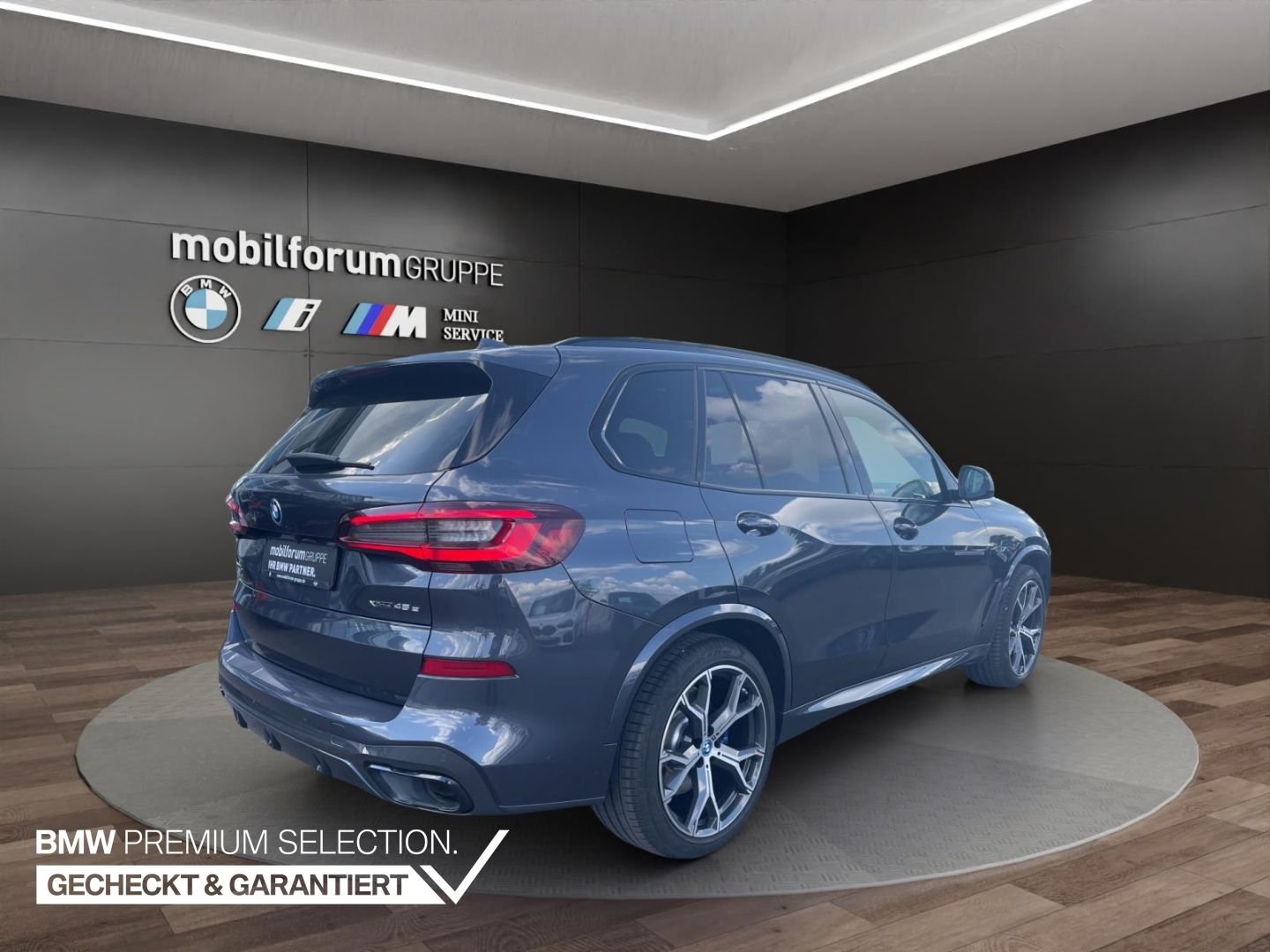 BMW X5 xDrive45e M-Sport AHK Panorama 360 Grad ACC