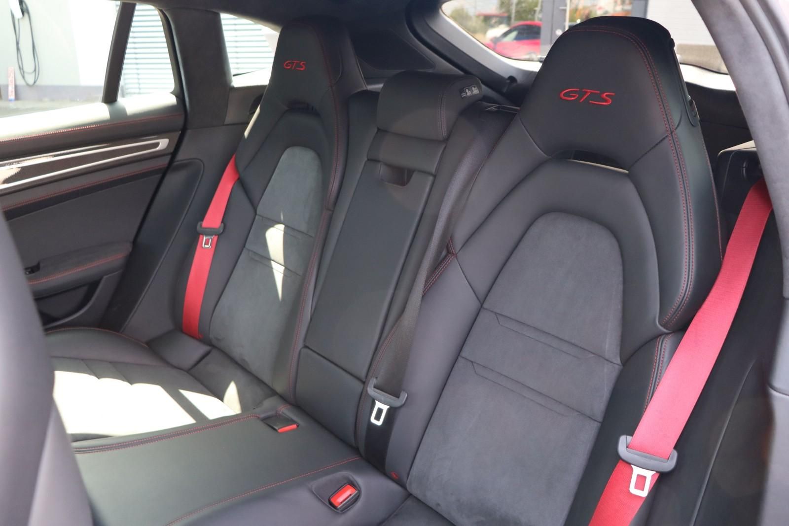 Porsche Panamera GTS Sport Turismo +SPORT-DESIGN+STANDHE
